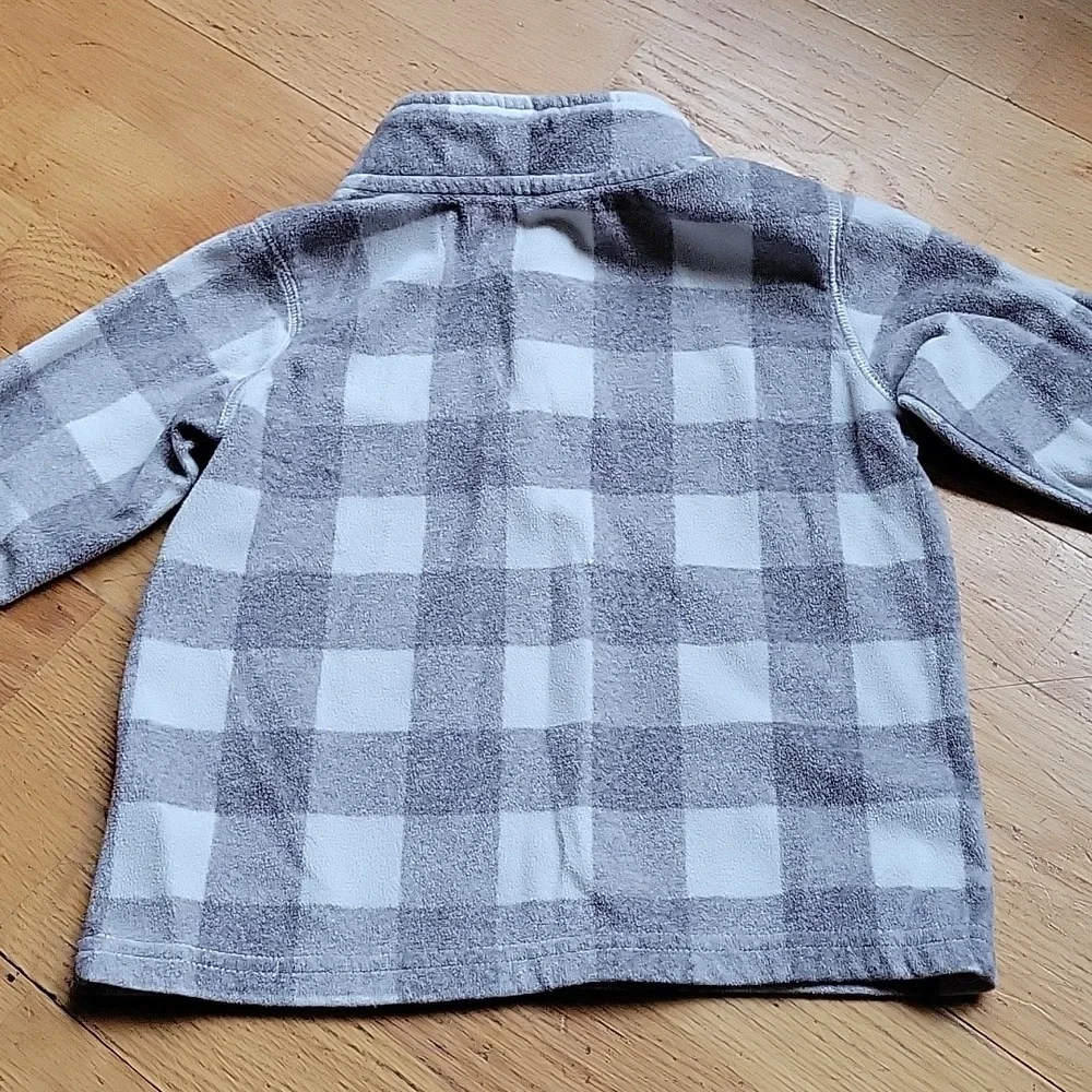 *3/$15* Carter's Size 3T Gray & White Checkered Sweater